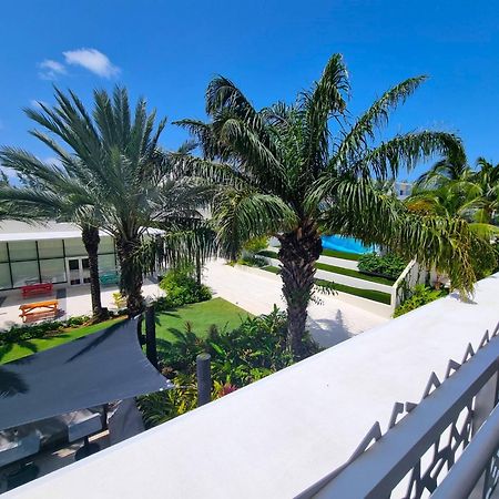 Cayman Luxury Rentals At The Grove West Bay Eksteriør bilde