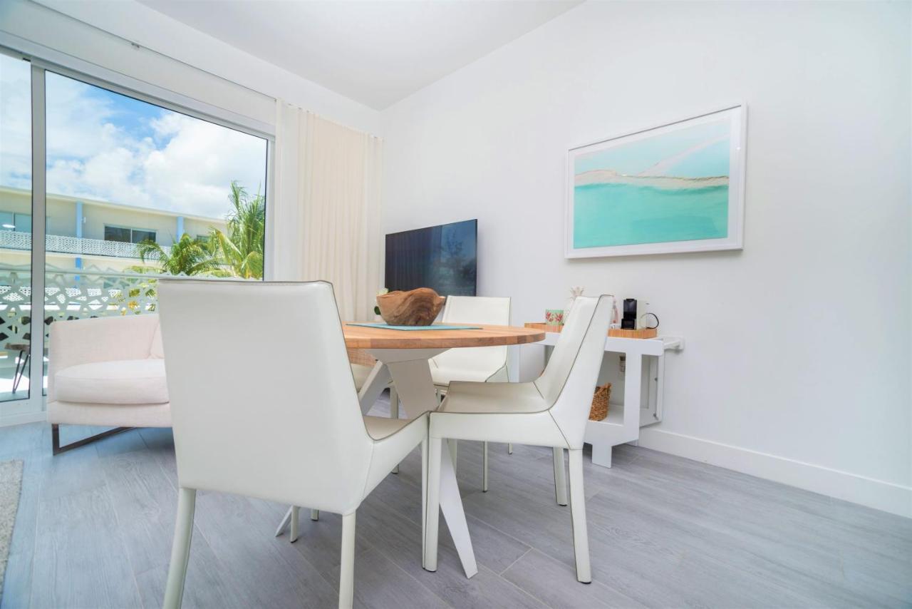 Cayman Luxury Rentals At The Grove West Bay Eksteriør bilde