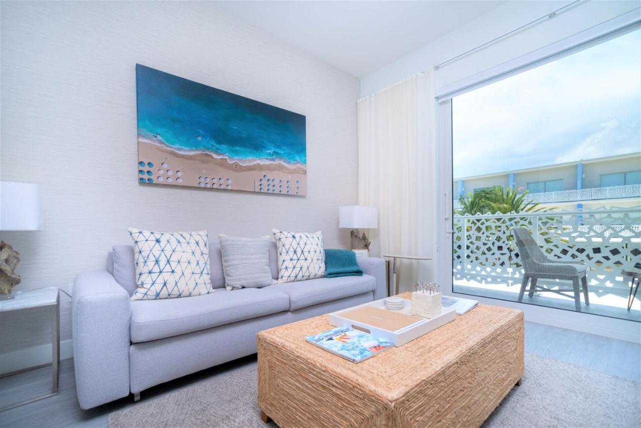 Cayman Luxury Rentals At The Grove West Bay Eksteriør bilde